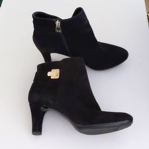 Anne AK Klein Ankle Boots Size 9.5M Black Side Zip